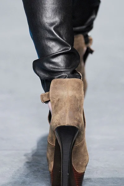 Look 76